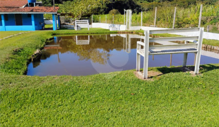 Chácara à venda com 3 quartos, sendo 1 suíte, em Moinho, Nazaré Paulista, SP