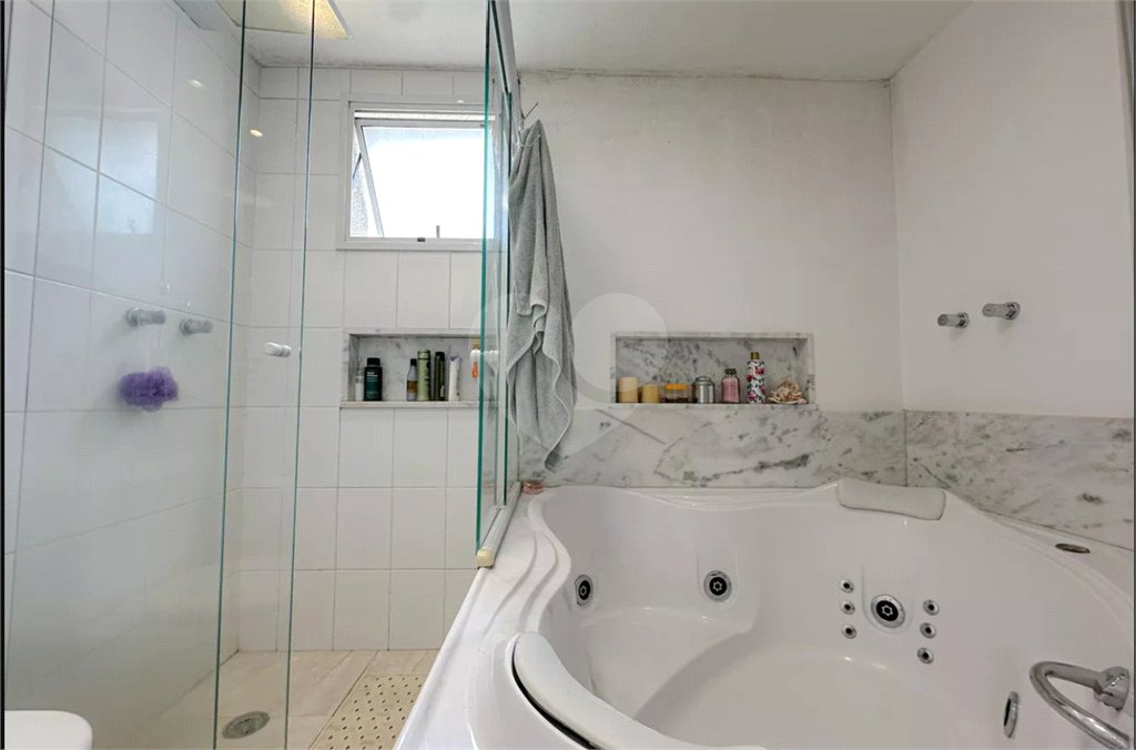Apartamento à venda com 2 quartos, sendo 1 suíte,  em Água Branca, São Paulo, SP