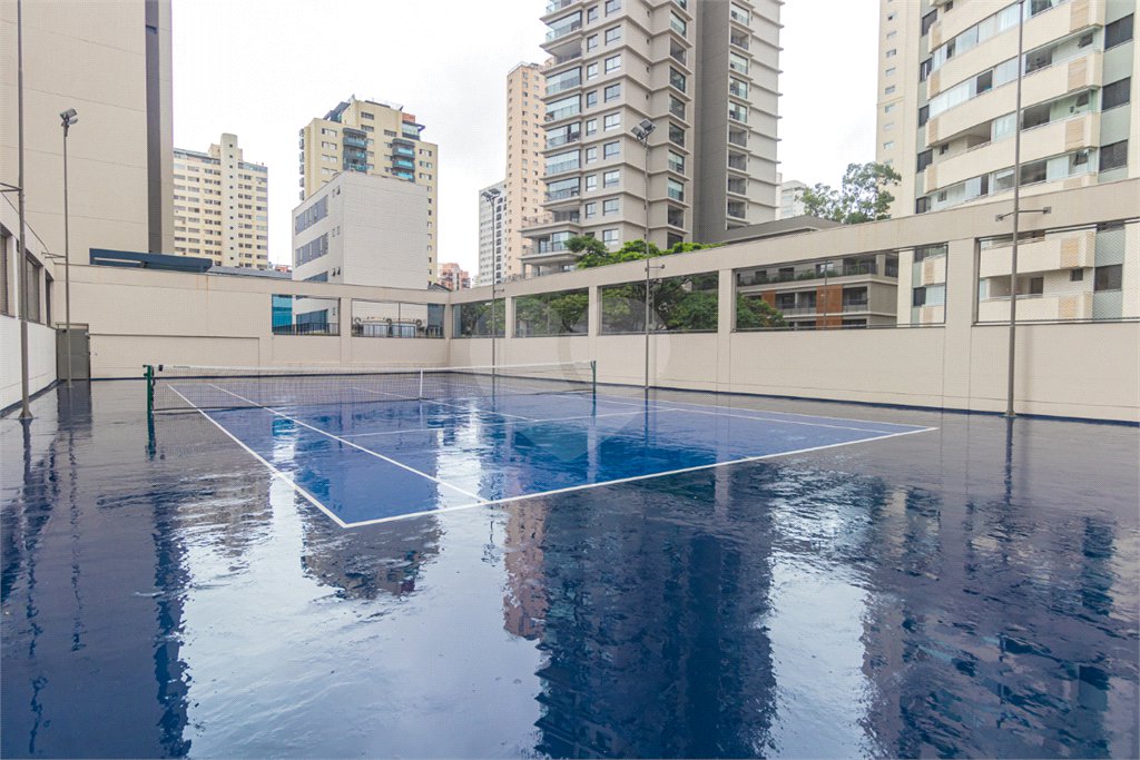 Apartamento à venda com 3 suítes em Brooklin, São Paulo, SP