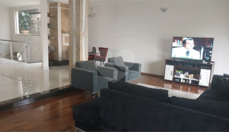 Casa à venda com 3 suítes em Vila Guilherme, São Paulo, SP