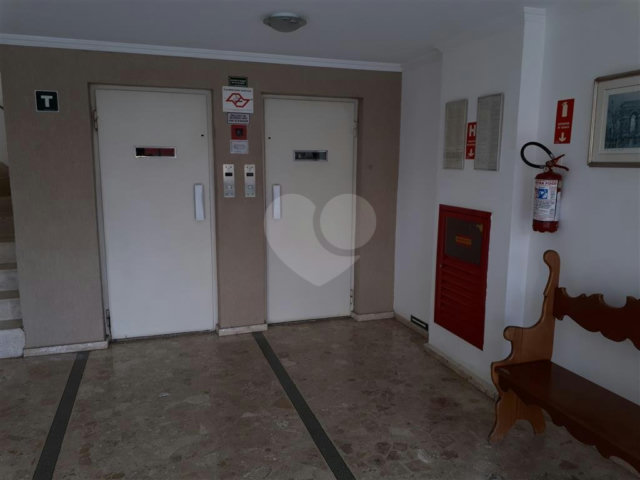 Apartamento à venda com 3 quartos, sendo 1 suíte,  em Chácara Santo Antônio, São Paulo, SP