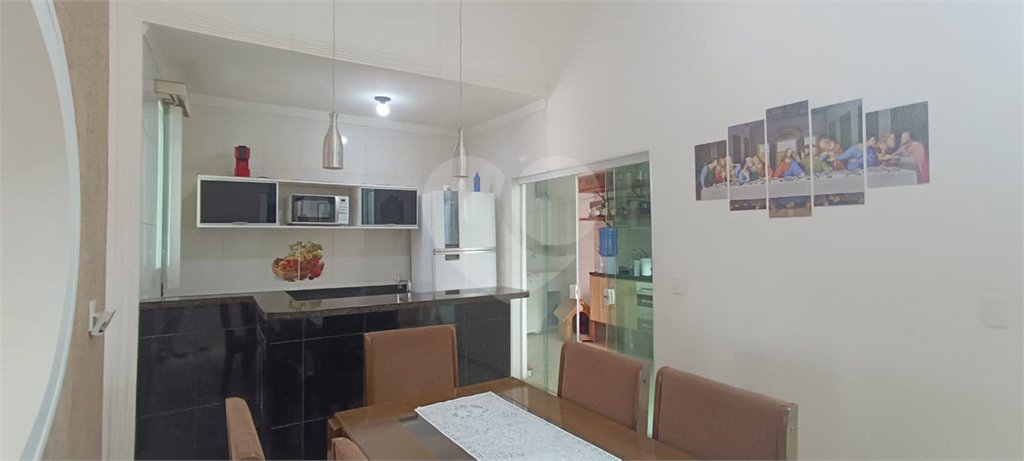 Casa à venda com 2 quartos, sendo 1 suíte, em Vila Domingues, Votorantim, SP