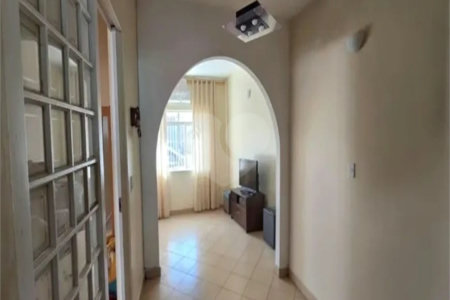 Casa Térrea à venda ou para alugar com 5 quartos, sendo 1 suíte, em Vila Vitório Mazzei, São Paulo, SP