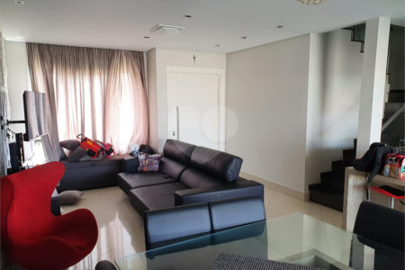 Casa à venda com 3 quartos, sendo 1 suíte, no condomínio Horto Florestal Iii, Sorocaba - SP