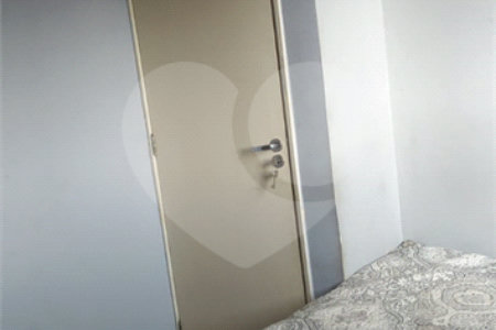 Apartamento no Ed. Residencial Spazio Mont Royal