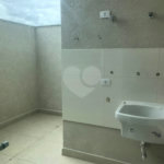Casa à venda com 3 quartos, sendo 1 suíte, no condomínio Cond Batinga, São Paulo - SP