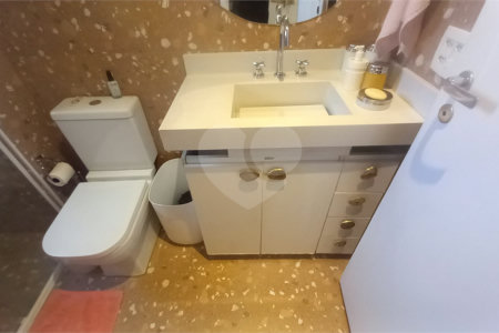 Apartamento à venda com 4 quartos, sendo 3 suítes,  em Santana, São Paulo, SP