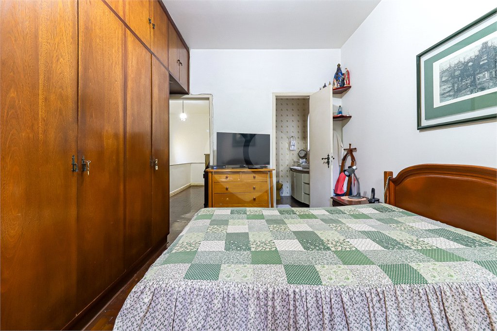 Casa à venda com 3 quartos, sendo 1 suíte, em Mirandópolis, São Paulo, SP