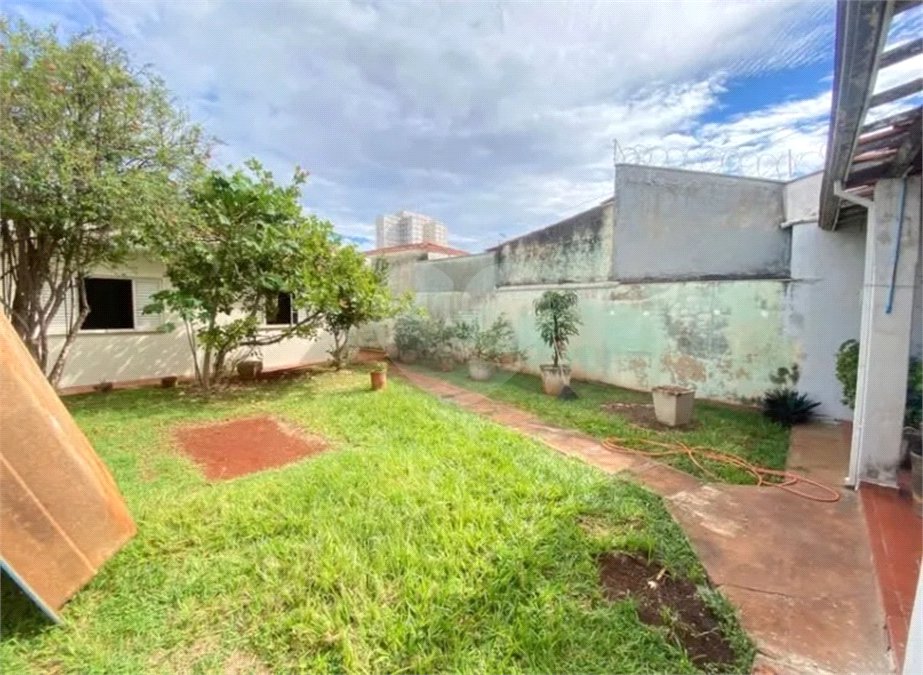 Casa à venda com 4 quartos, sendo 1 suíte,  em Jardim Paulista, Ribeirão Preto, SP