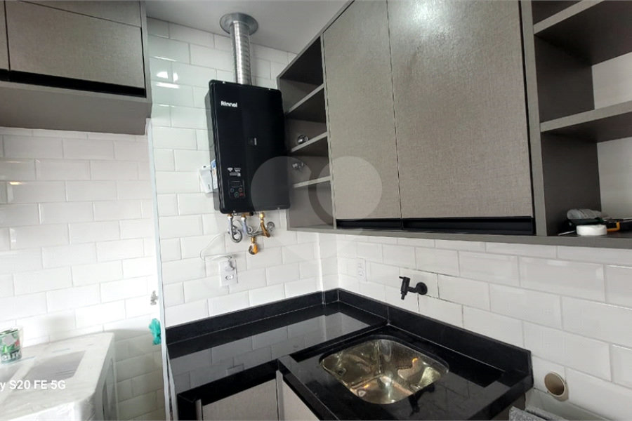 Apartamento à venda com 2 quartos, sendo 1 suíte, em Alto da Lapa, São Paulo, SP