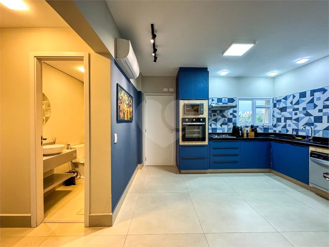 Apartamento à venda com 3 suítes em Riviera de São Lourenço, Bertioga, SP