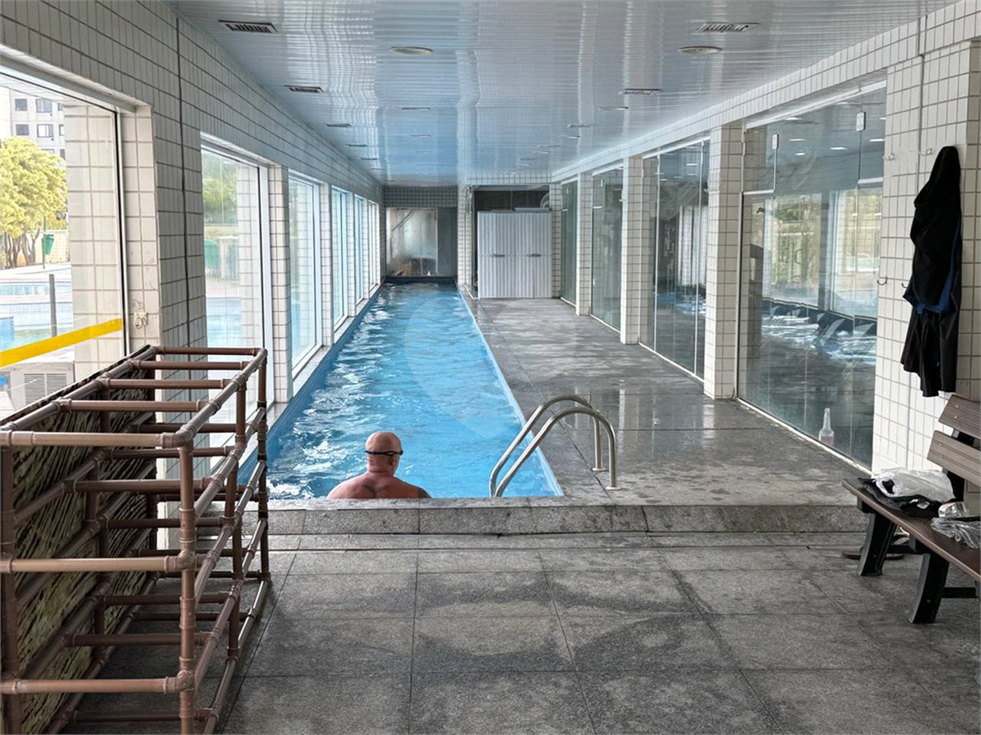 Apartamento à venda com 4 quartos, sendo 3 suítes, em Campo Grande, São Paulo, SP
