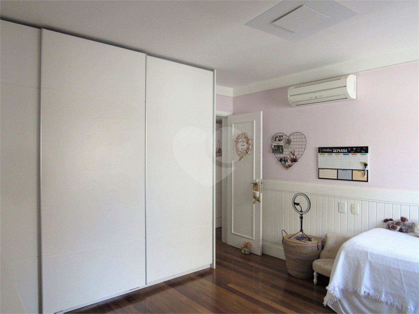 Casa à venda com 4 suítes no condomínio Dolce Villa, São Paulo - SP
