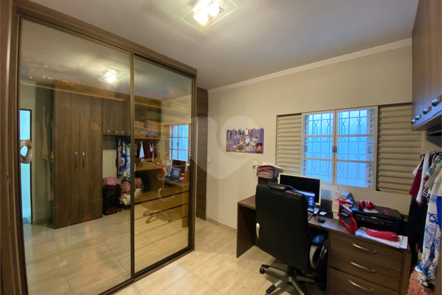 Casa à venda com 2 quartos, sendo 1 suíte, em Parque Edu Chaves, São Paulo, SP