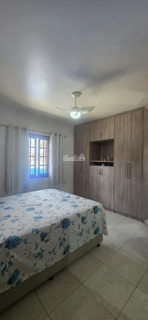Casa, 3 quartos, 221 m² - Foto 13