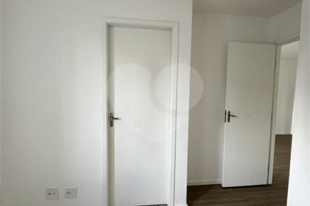 Apartamento à venda ou para alugar com 2 quartos, sendo 1 suíte, em Vila Assunção, Santo André, SP