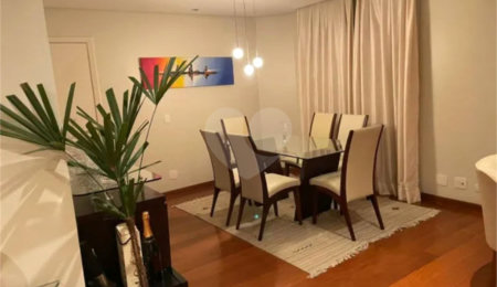 Apartamento para alugar com 4 quartos, sendo 2 suítes,  em Vila Andrade, São Paulo, SP