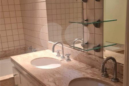 Duplex à venda com 3 suítes em Jardim Paulista, São Paulo, SP