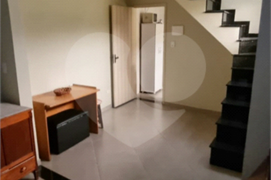 Sobrado à venda com 5 quartos em Freguesia do Ó, São Paulo, SP