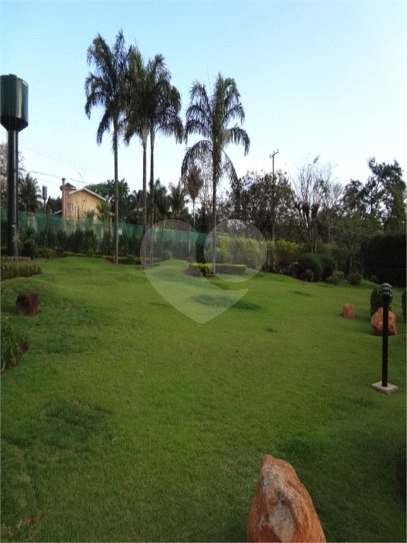 Casa à venda com 4 quartos, sendo 2 suítes,  no condomínio Acmti - Colinas do Mosteiro, Terras de Itaici e Recanto dos Pássaros, Indaiatuba - SP