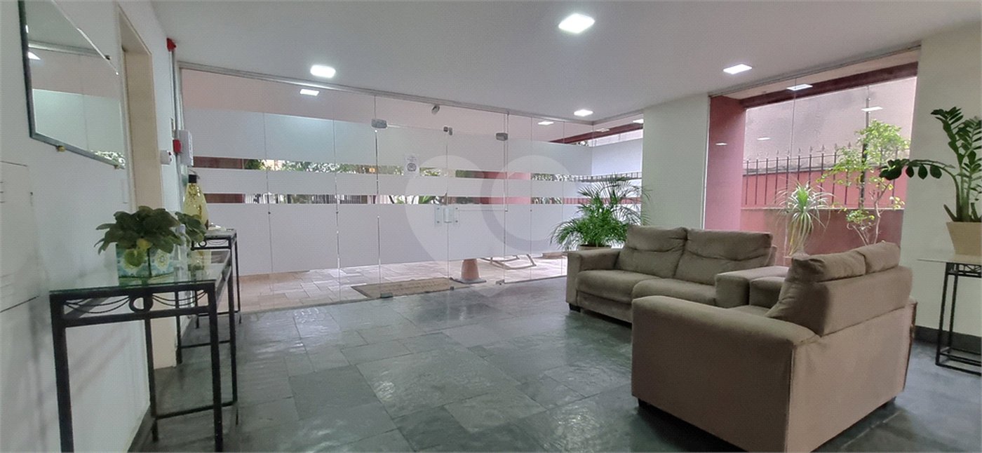 Apartamento à venda com 1 suíte em Vila Alexandria, São Paulo, SP
