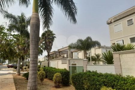 Excelente apartamento à venda no Condomínio Monte D’Oro