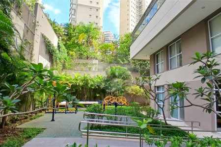Apartamento à venda com 3 suítes em Jardim Fonte do Morumbi, São Paulo, SP