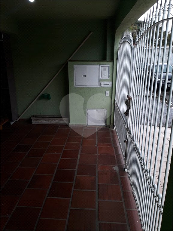 Sobrado à venda com 2 quartos em Horto, São Paulo, SP