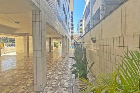 Apartamento Residencial à venda, Vila Guilhermina, Praia Grande - AP0381.