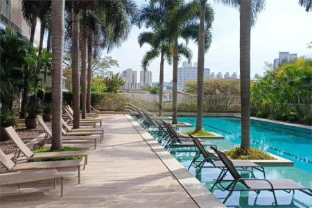 Apartamento à venda com 3 quartos, sendo 1 suíte,  em Jardim Vazani, São Paulo, SP