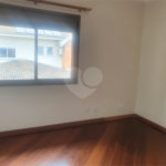 Casa à venda com 4 quartos, sendo 2 suítes,  no condomínio Lake Louise, São Paulo - SP