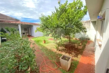 Casa à venda com 4 quartos, sendo 1 suíte,  em Jardim Paulista, Ribeirão Preto, SP