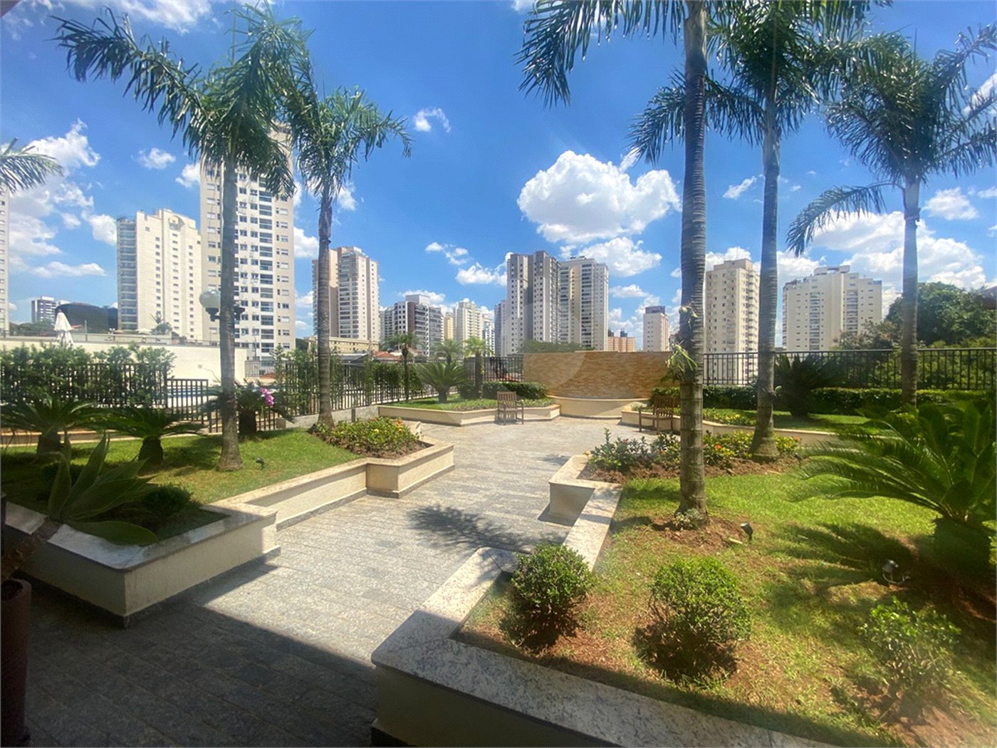 Apartamento à venda com 2 quartos, sendo 1 suíte,  em Lauzane Paulista, São Paulo, SP