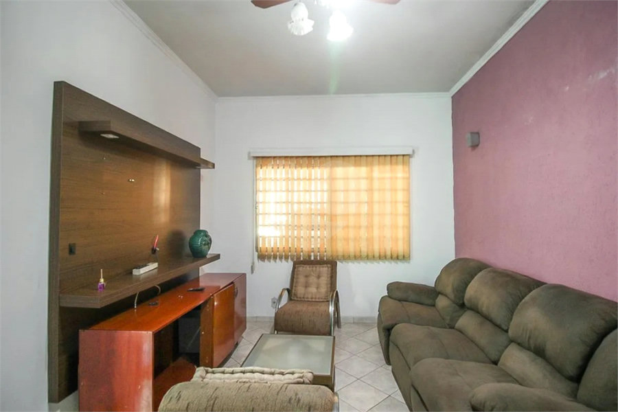 Sobrado para alugar com 3 quartos, sendo 2 suítes, em Jaraguá, São Paulo, SP