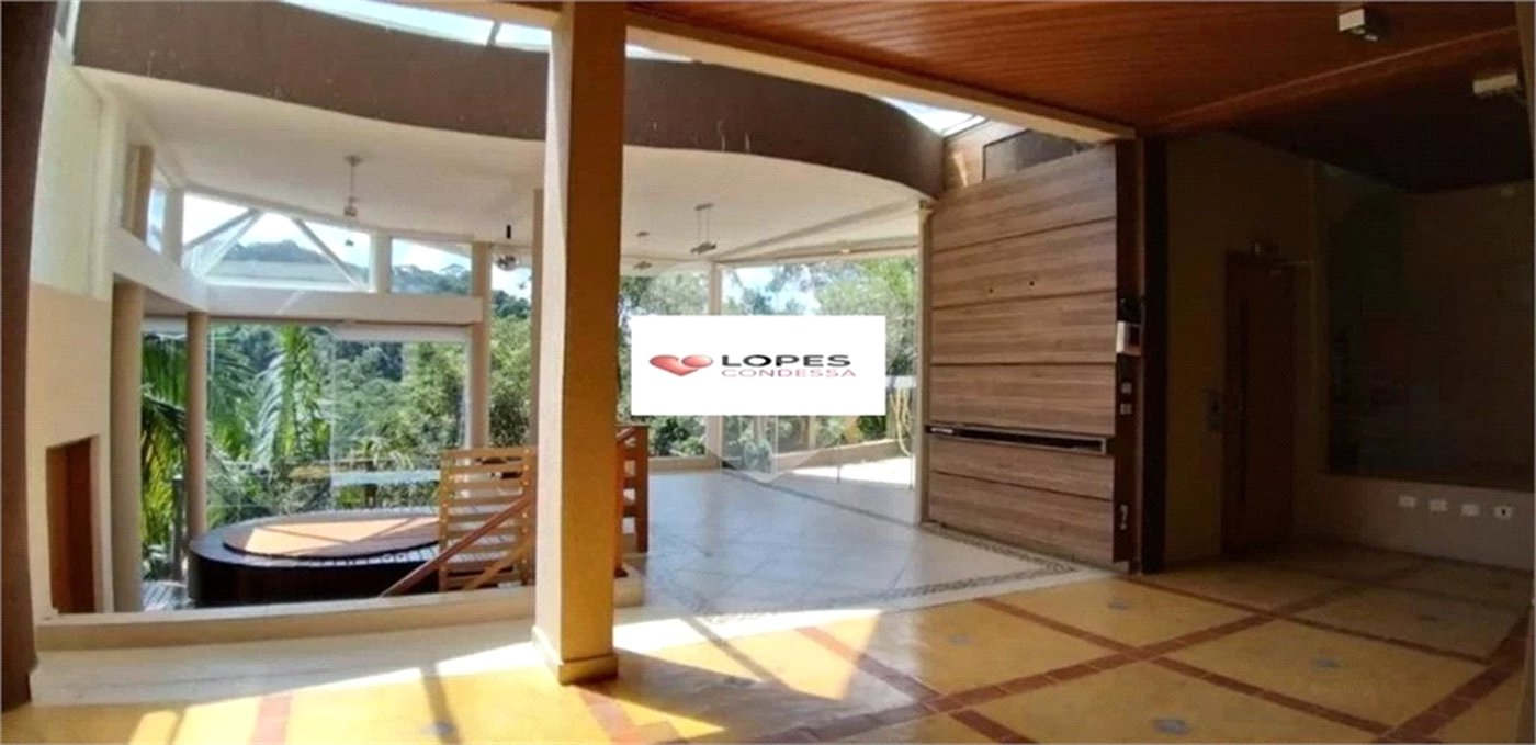 Casa à venda ou para alugar com 4 suítes no condomínio Parque Imperial da Cantareira, Mairiporã - SP
