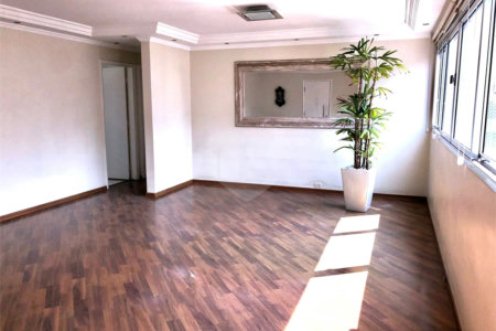 Apartamento à venda com 3 quartos, sendo 1 suíte, em Jardim Paulista, São Paulo, SP