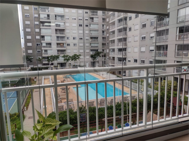 Apartamento à venda com 3 quartos, sendo 1 suíte,  em Campo Grande, São Paulo, SP