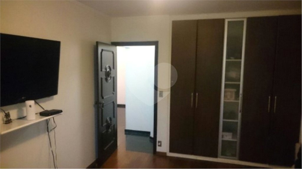 Sobrado à venda com 5 quartos, sendo 2 suítes, em Brooklin Paulista, São Paulo, SP