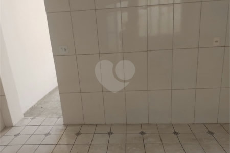 Sobrado à venda com 2 quartos em Vila Gustavo, São Paulo, SP