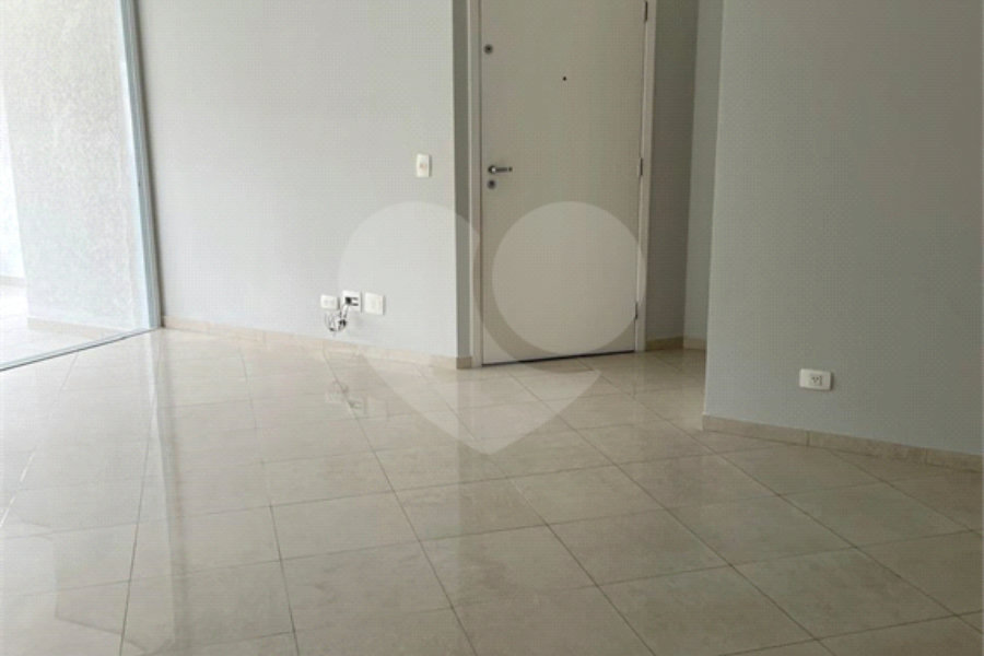 Apartamento à venda com 3 suítes em Campo Belo, São Paulo, SP