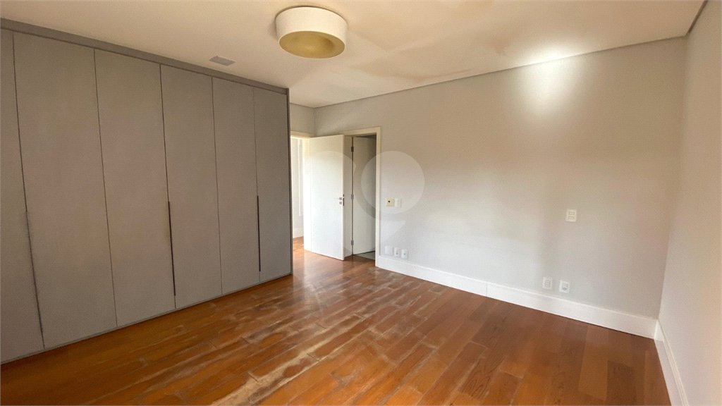 Casa à venda com 4 suítes no condomínio Portal Horizonte, Bragança Paulista - SP