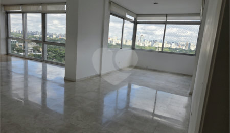 Apartamento à venda com 2 suítes em Cerqueira César, São Paulo, SP