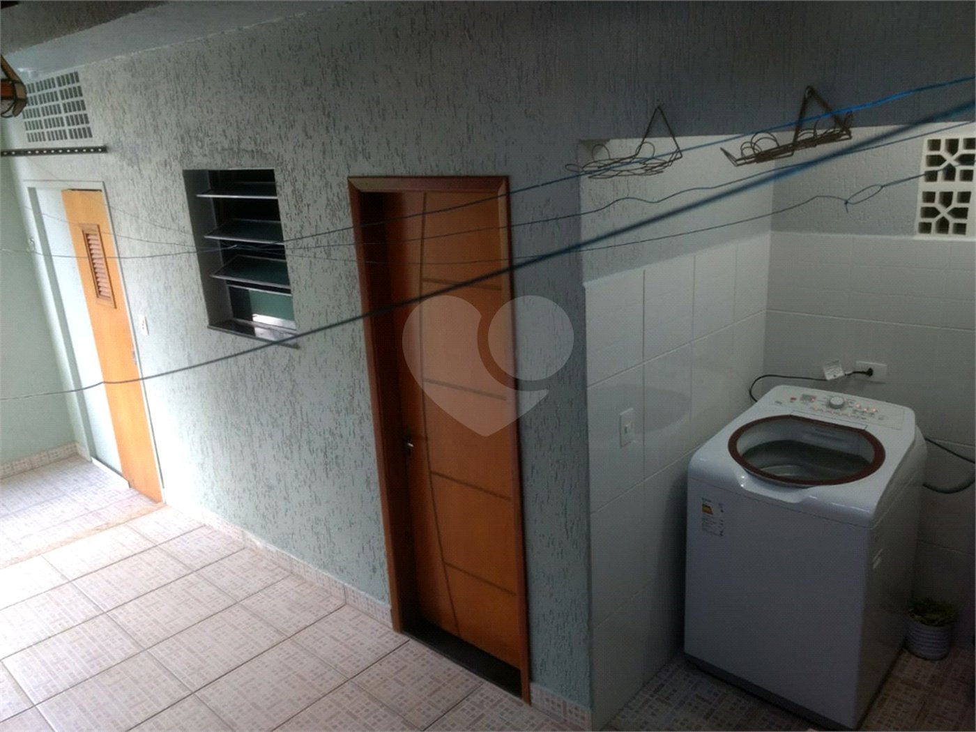 Sobrado à venda com 4 quartos, sendo 1 suíte,  em Vila Guilherme, São Paulo, SP