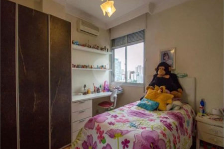 Apartamento à venda com 3 quartos, sendo 2 suítes, em Campo Belo, São Paulo, SP