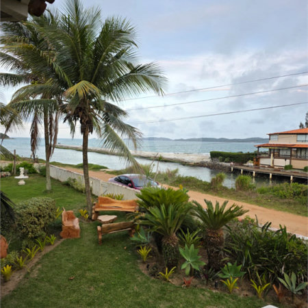 Casa à venda com 5 quartos, sendo 1 suíte,  em Praia Rasa, Armação dos Búzios, RJ