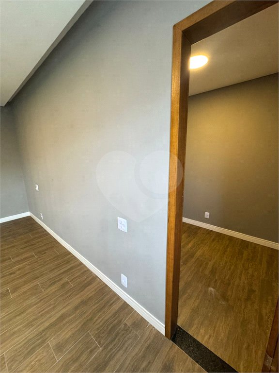 Casa à venda com 5 quartos, sendo 4 suítes, no condomínio Grand Park, Rio de Janeiro - RJ