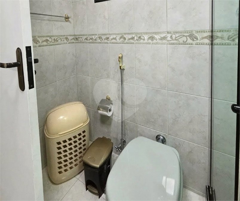 Apartamento à venda com 2 quartos, sendo 1 suíte,  em Laranjeiras, Rio de Janeiro, RJ