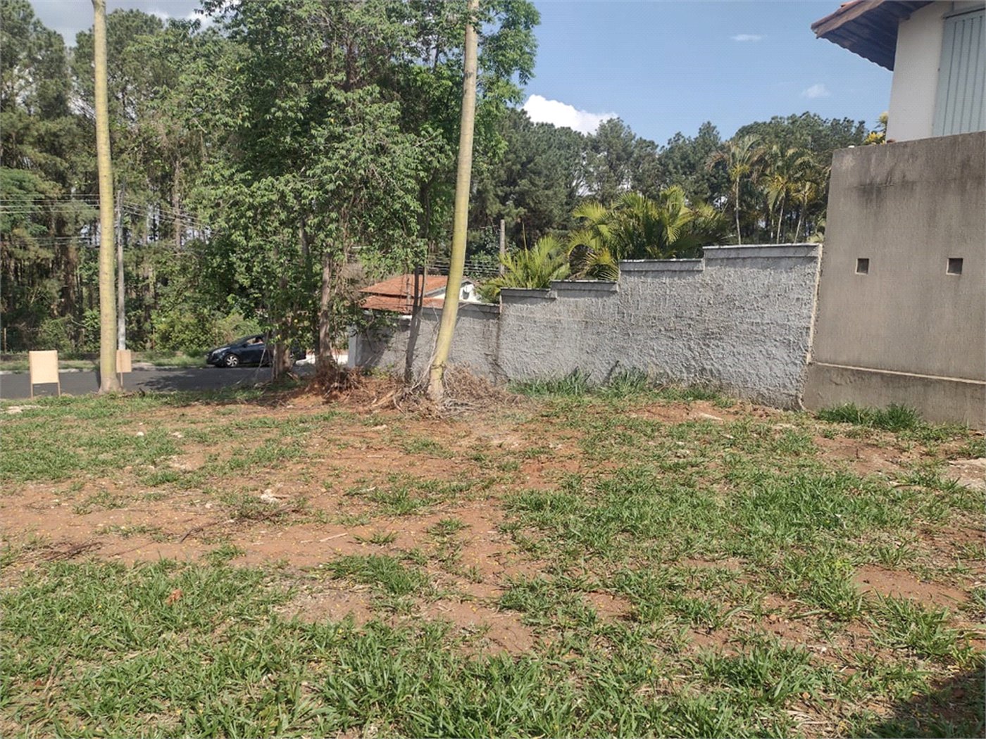 Terreno á venda no Jardim Sambambaia