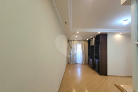 Apartamento para alugar com 3 quartos, sendo 1 suíte,  em Vila Hamburguesa, São Paulo, SP