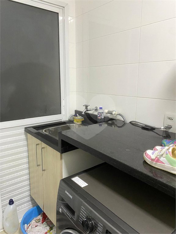 Casa à venda com 3 quartos, sendo 1 suíte,  no condomínio Vida Verde 1, Suzano - SP